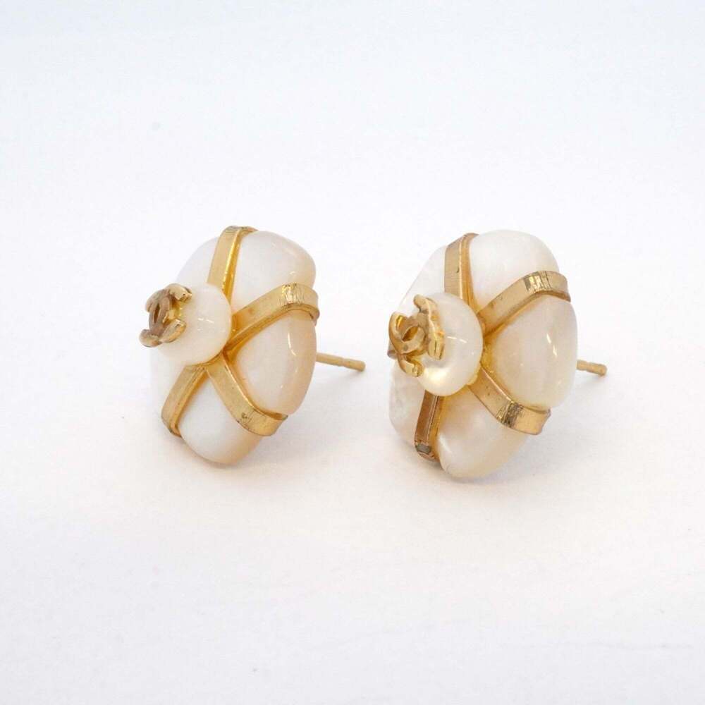 CHANEL Gold Logo Earrings - Picture 6 of 6